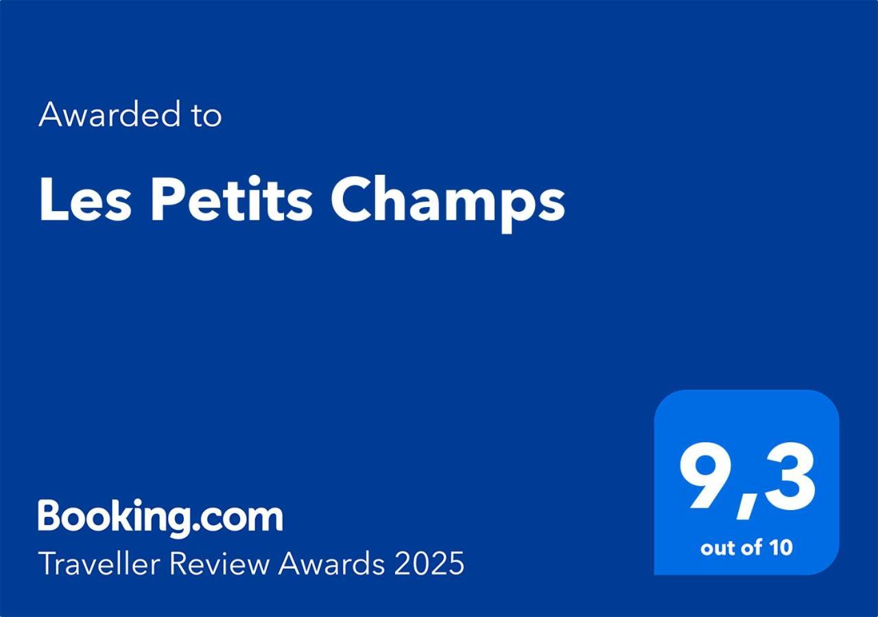 Buais-les-MontsLes Petits Champs公寓 外观 照片